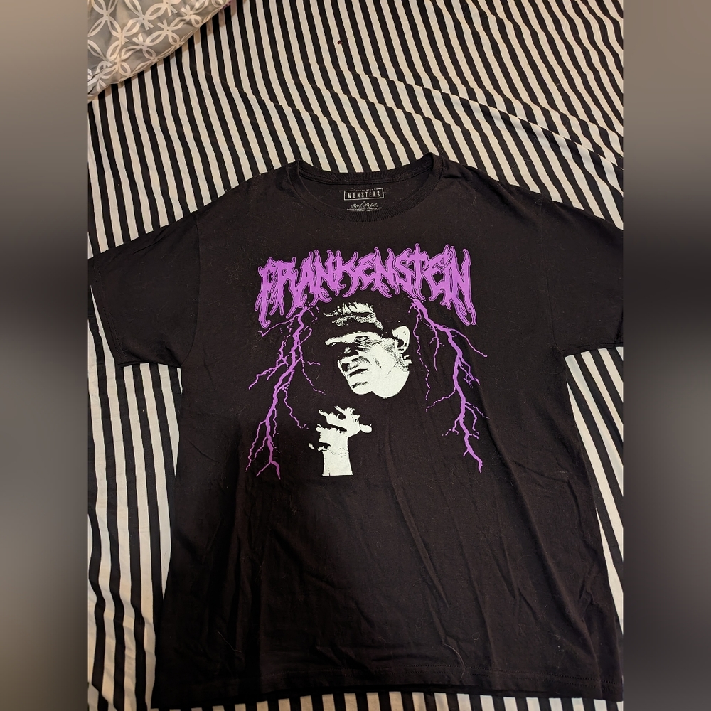 Large Black Frankenstein Monster Shirt - Picture 2 of 3